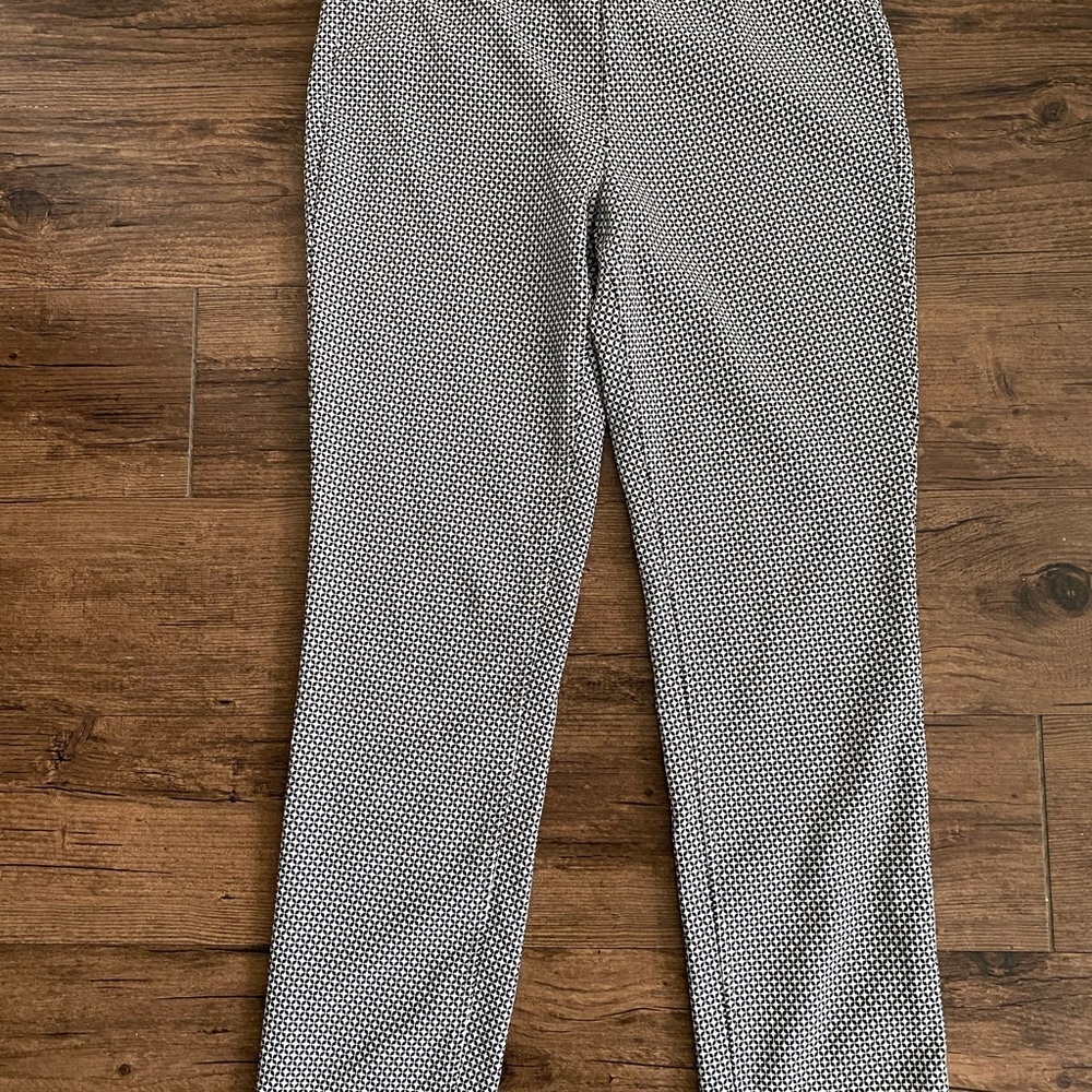 Adrianna Papell Black and White Patterned Pants Size 6